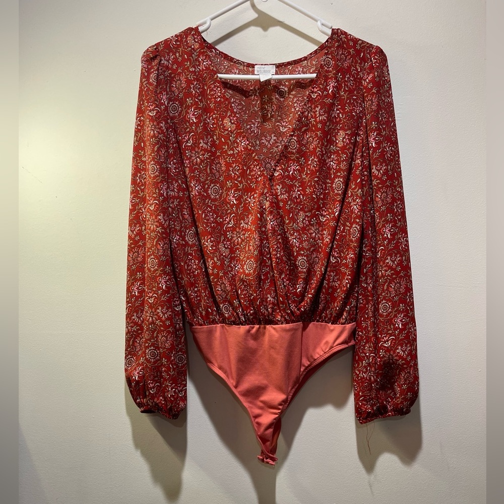 Melrose Women's Body Suit Long Sleeve Burnt Orange Floral Size Medium NWOT Fall